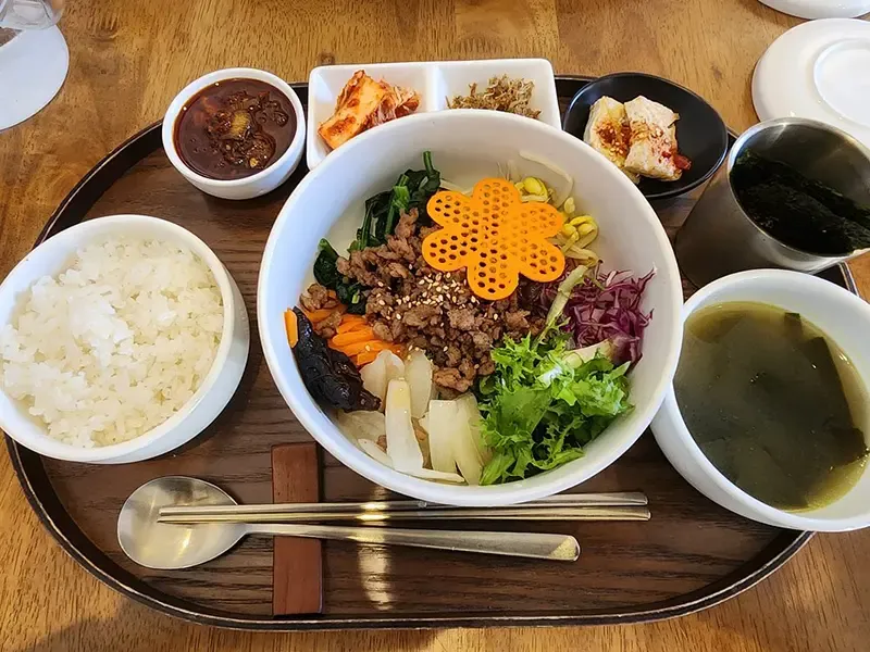 ผมร่วงเยอะมาก ผมร่วงเยอะมาก