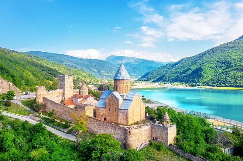 ขับรถเที่ยวจอร์เจียด้วยตัวเอง ขับรถเที่ยวจอร์เจียด้วยตัวเอง