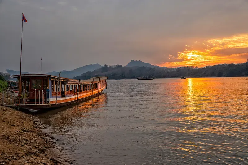 เที่ยวหลวงพระบาง