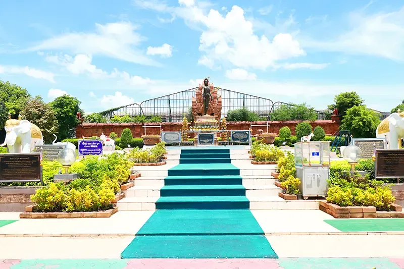 ที่เที่ยวลำพูน