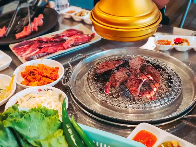 ปิ้งย่างใกล้รถไฟฟ้า MRT ร้าน MAPO GALBI Korean BBQ