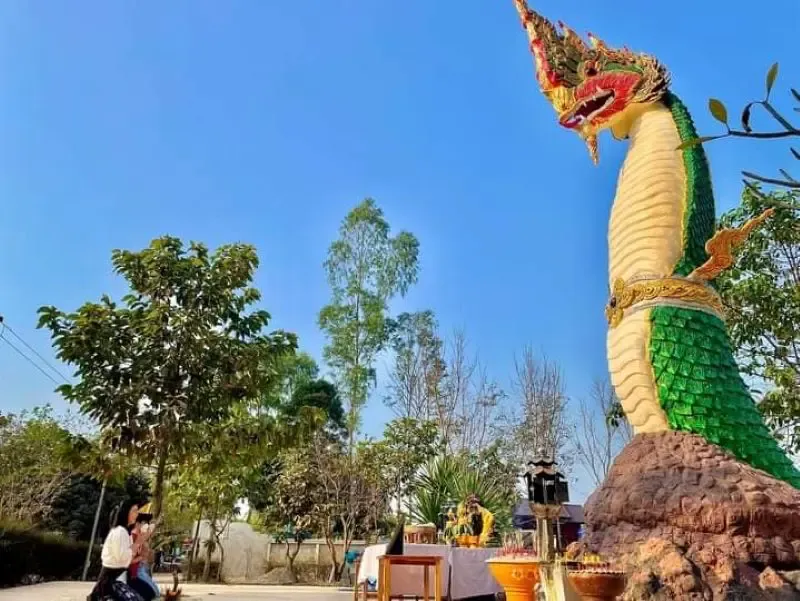 สถานที่มูในนครพนม ถ้ำนาคี สถานที่มูในนครพนม ถ้ำนาคี