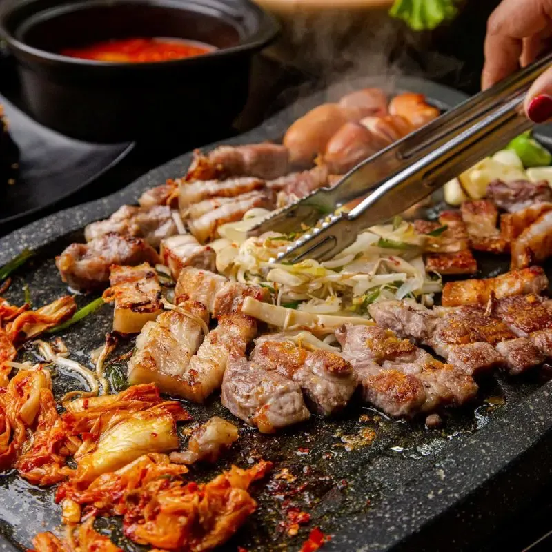 ปิ้งย่างใกล้รถไฟฟ้า MRT ร้าน Sam Gyup Sal Korean BBQ Buffet