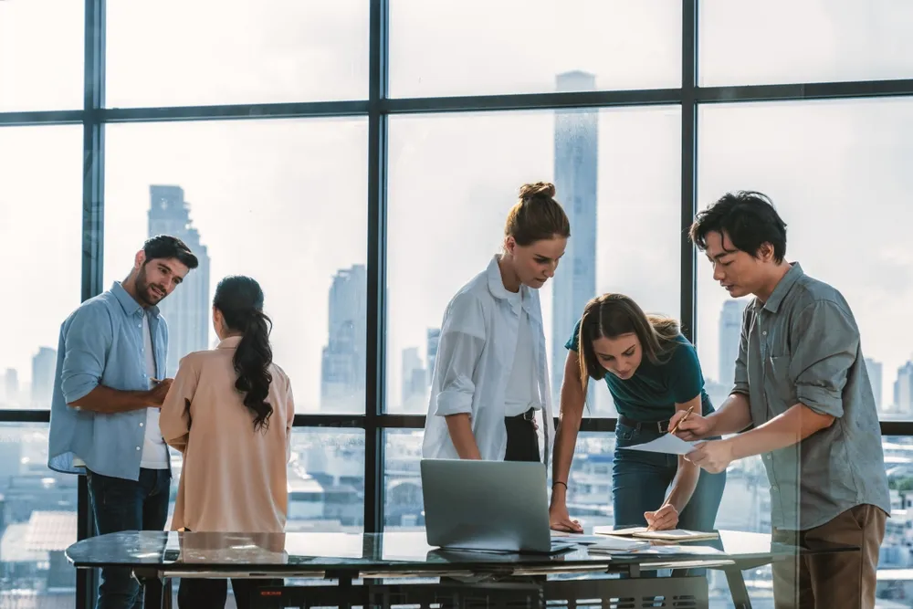 skilled-multicultural-businesspeople skilled-multicultural-businesspeople