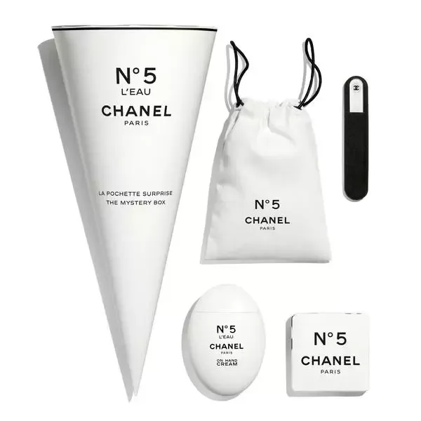 CHANEL N°5 L'EAU THE MYSTERY BOX CHANEL N°5 L'EAU THE MYSTERY BOX