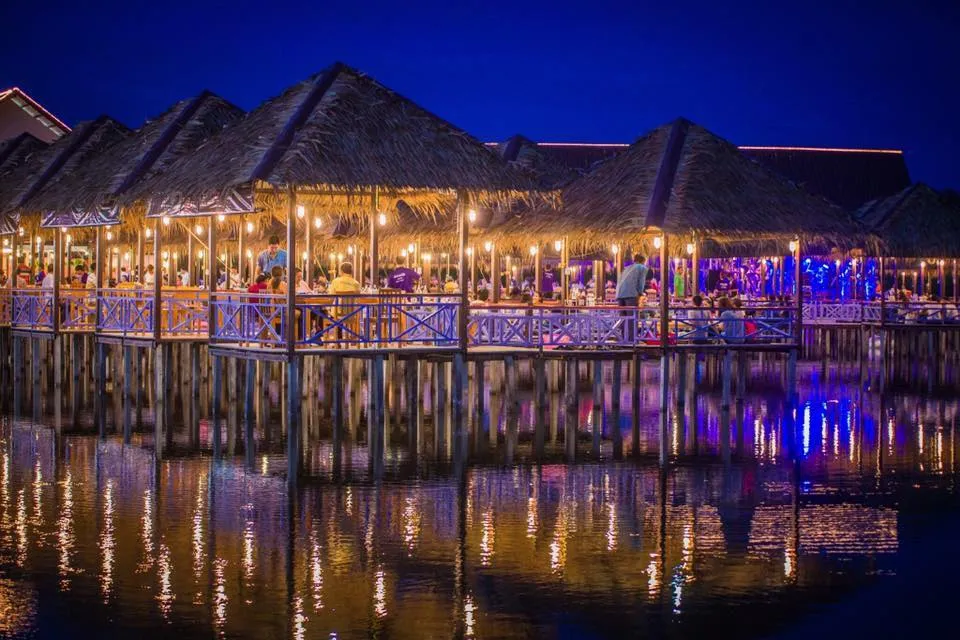 ครัวทับทิม ซีฟู๊ด.jpg ครัวทับทิม ซีฟู๊ด.jpg