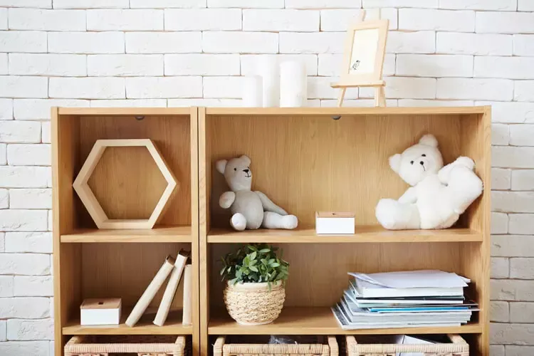 ชั้นวางของในห้อง 