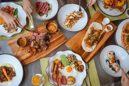 ห้องอาหารบางกอก เทรดดิ้ง โพสต์ (Bangkok Trading Post Bistro & Bar)