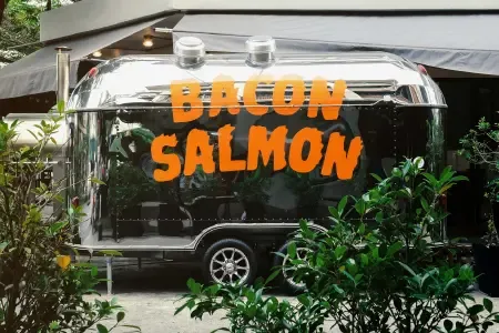 ห้องอาหาร Bacon Salmon - Pizza Caravan