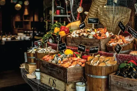 โรงแรม SO/ Bangkok - ห้องอาหาร Red Oven