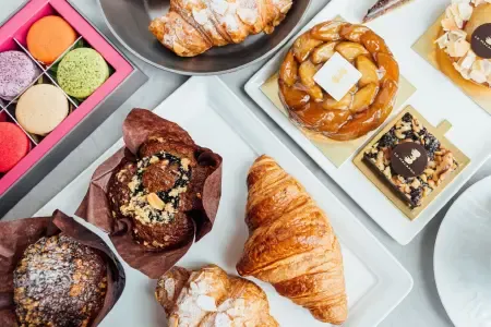 เลอ มาการอง (Le Macaron)