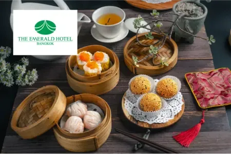 บุฟเฟ่ต์โรงแรม The Emerald Hotel