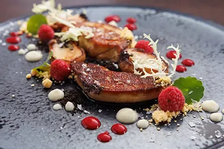 โรงแรมแชงกรี-ลา กรุงเทพฯ (Shangri-La Bangkok)