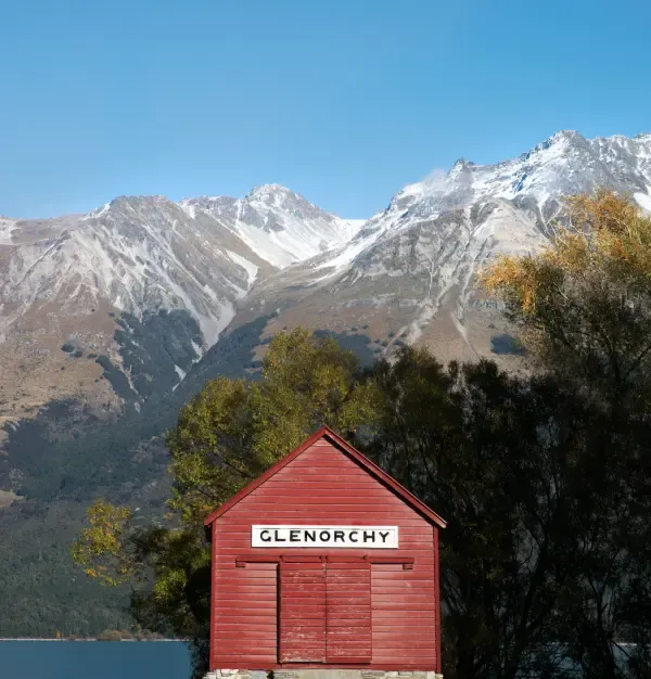 ท่องโลกไปกับ Accidentally Wes Anderson - GLENORCHY WHARF SHED-GLENORCHY