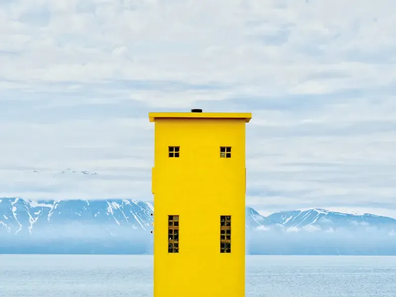 ท่องโลกไปกับ Accidentally Wes Anderson - Husavik Light, Husavik-Iceland