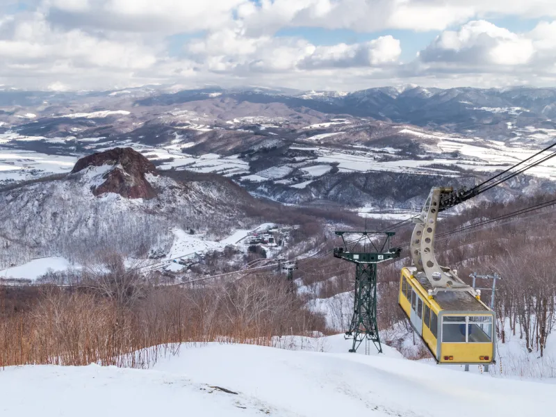 ภูเขาไฟอุซุ