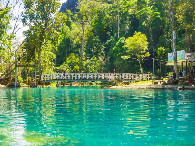 Blue Lagoon – วังเวียง