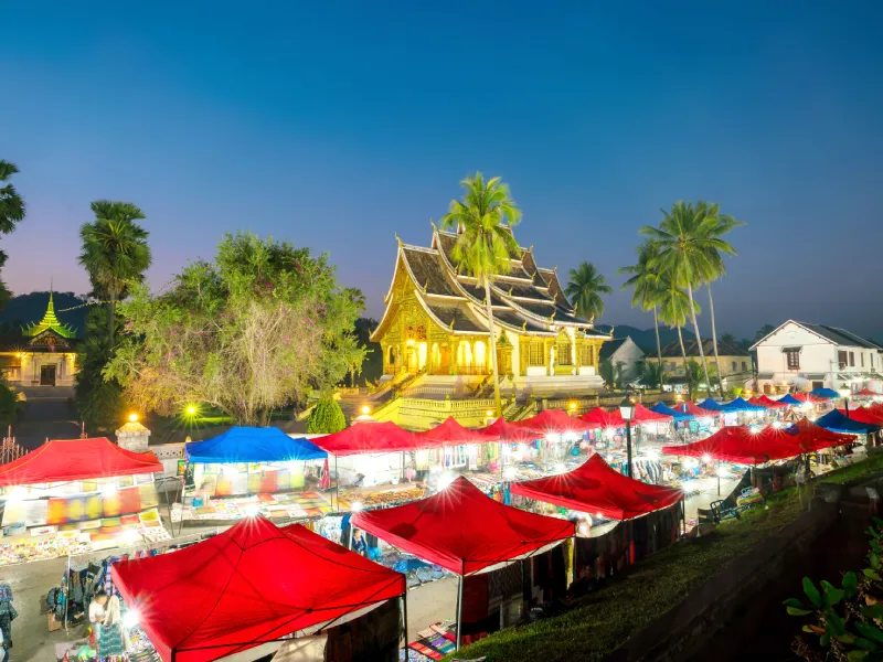 ตลาดมืด Night Market - หลวงพระบาง