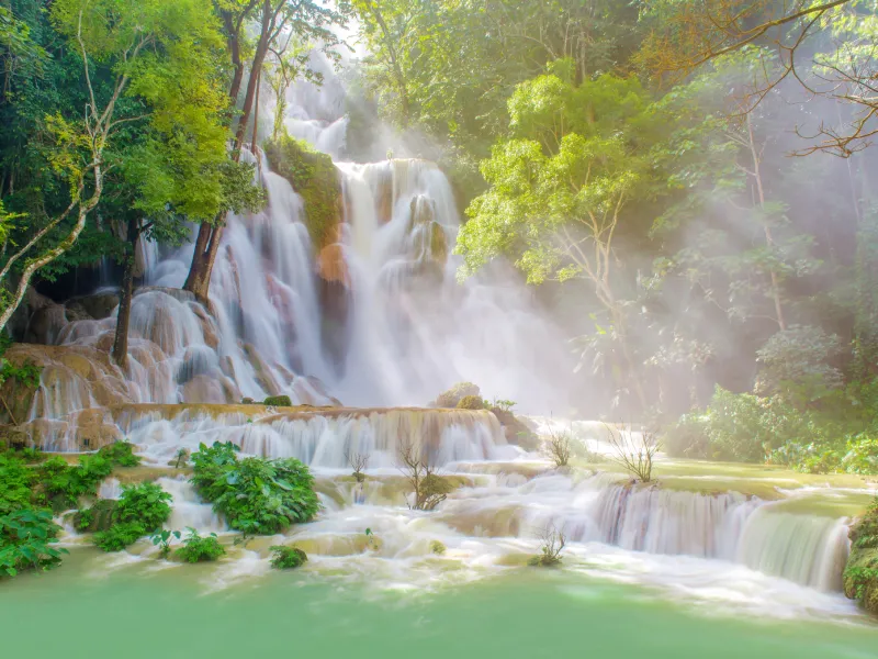 น้ำตกตาดกวางสี