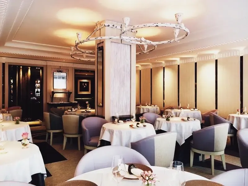 ร้านอาหารแนะนำลอนดอน Gordon Ramsay ร้านอาหารแนะนำลอนดอน Gordon Ramsay