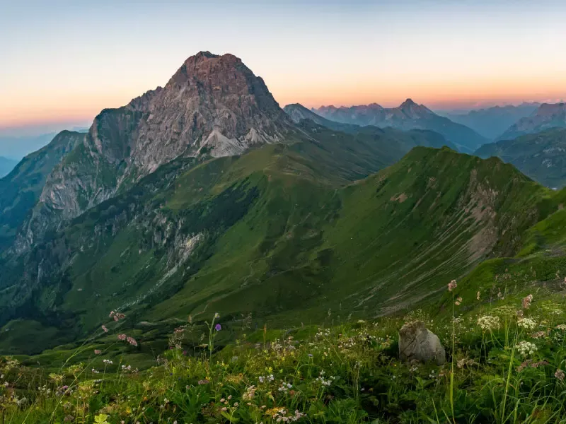 เมืองบราซอฟ (Brasov) เมืองบราซอฟ (Brasov)
