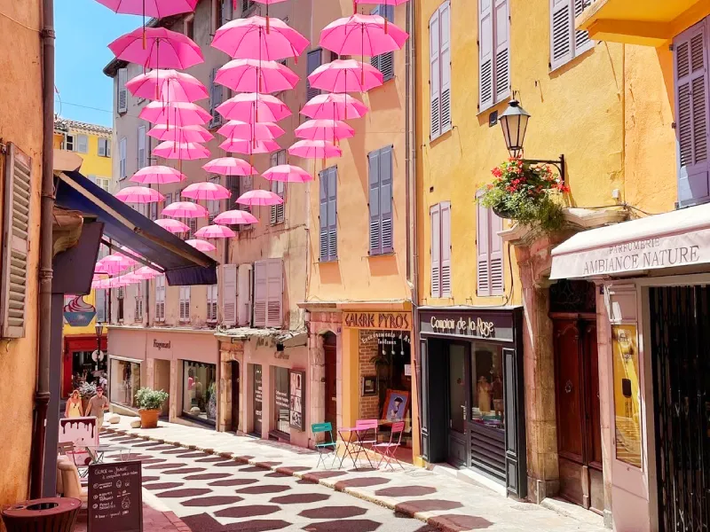 กราสส์เมืองเล็ก ๆบนภูเขา