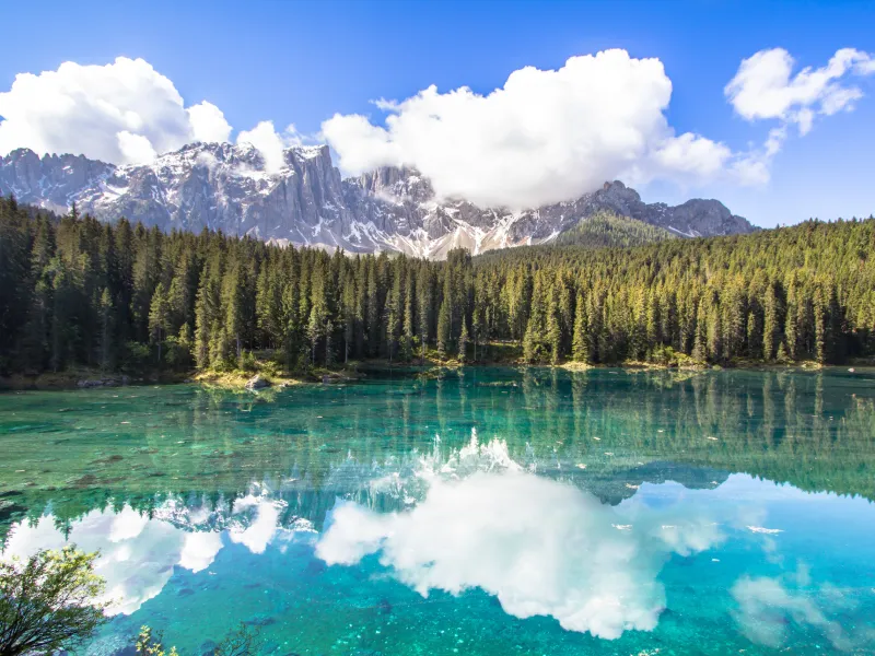 ทะเลสาบ Lago di Carezza โดโลไมท์ อิตาลี