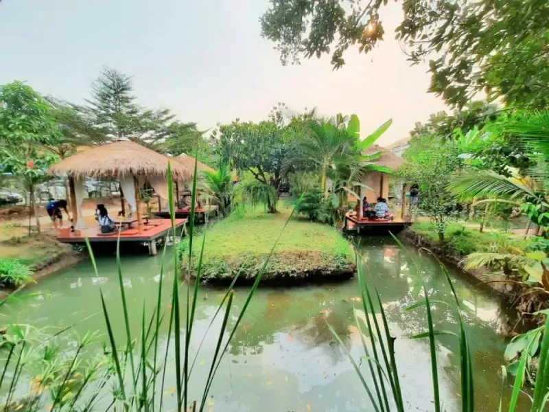 เตี๋ยวเรือโกแบ๋น บางกร่าง