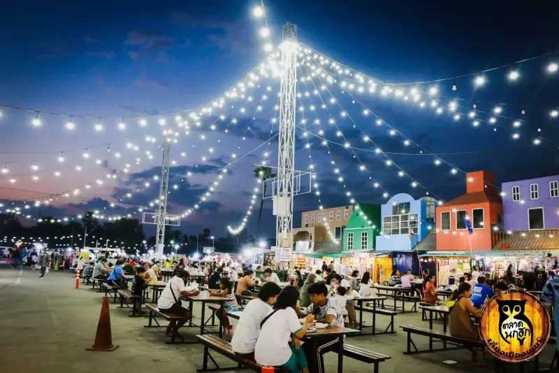 ตลาดนกฮูก ตลาดนัดมือสองนนทุบรี