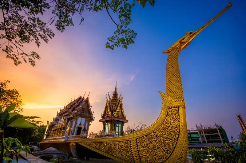 วัดชลอ วัดสวยนนทบุรี