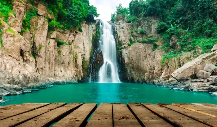 น้ำตกเหวนรก