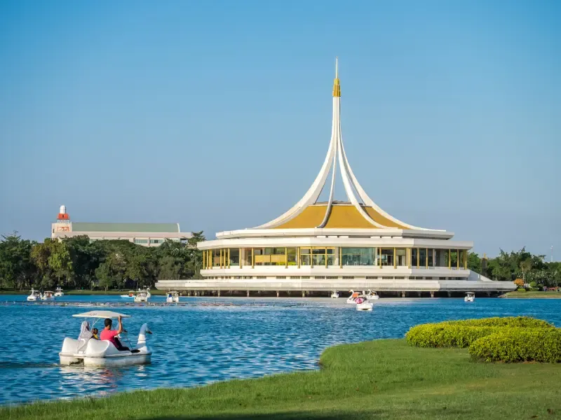 สวนหลวง ร.9 สวนสาธารณะในกรุงเทพฯ