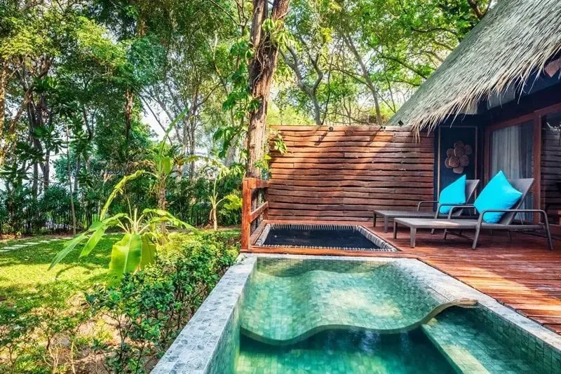 ที่พักพัทยาติดทะเลยอดนิยม วิวสวย นอนหรู ถ่ายรูปสุดปัง (best hotels in pattaya)