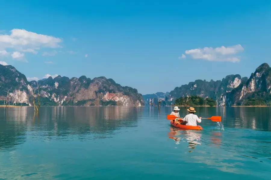 พายเรือคายัค พายเรือคายัค