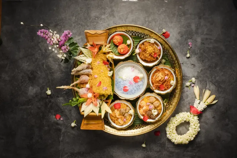 ข้าวแช่เจ้าดังเพชรบุรี ต้นตำรับข้าวแช่ของไทย ข้าวแช่เจ้าดังเพชรบุรี ต้นตำรับข้าวแช่ของไทย