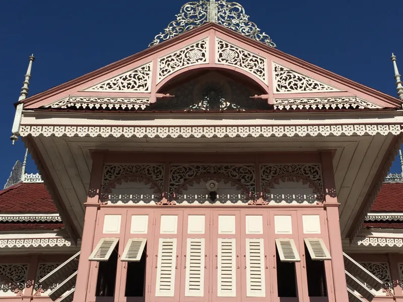 คุ้มวงศ์บุรี