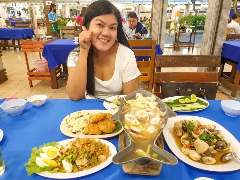 ร้านอาหารลุงไสว1 พัทยา