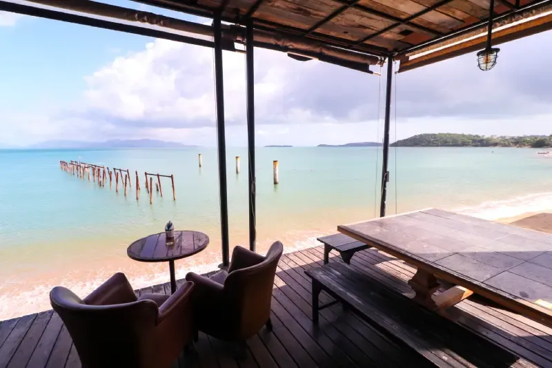 คาเฟ่ CAFE De PIER X Samui