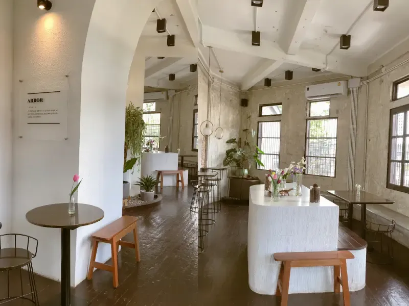 คาเฟ่ย่านตลาดน้อย Arbor cafe & cooking studio