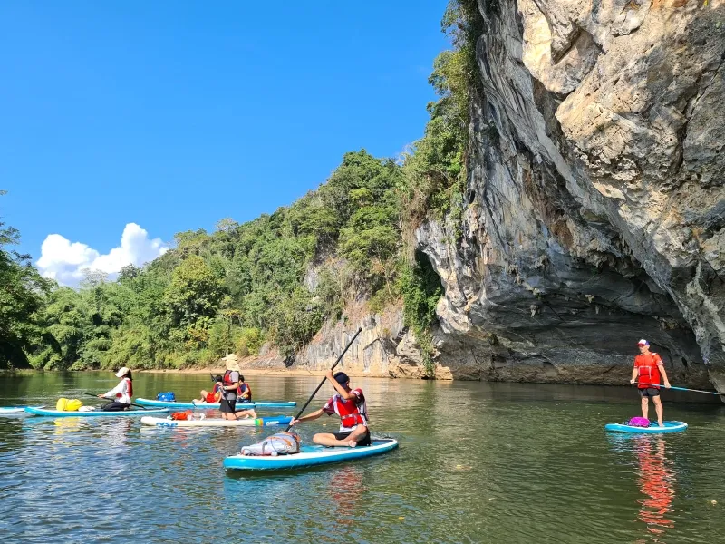 ที่เล่น sup board SUP HIRE THAILAND กาญจนบุรี