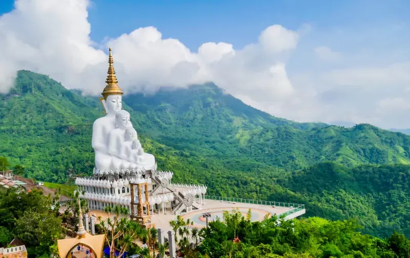 วัดพระธาตุผาซ่อนแก้ว วัดพระธาตุผาซ่อนแก้ว