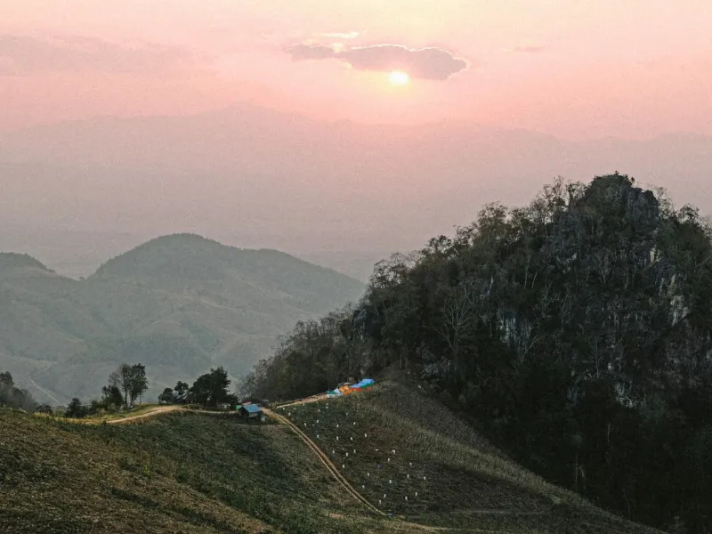 เที่ยวชมปารีส สะพาน Pont Neuf
