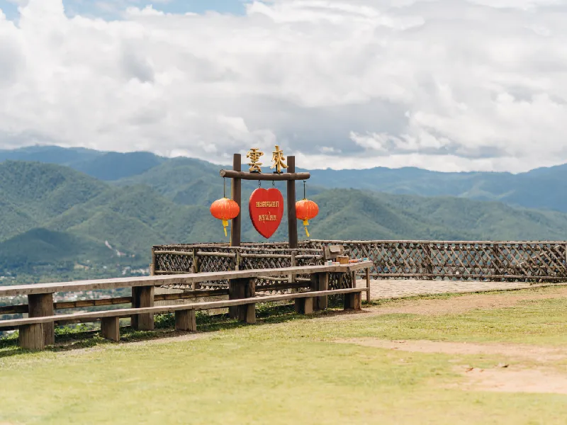 เที่ยวชมปารีส สะพาน Pont Neuf