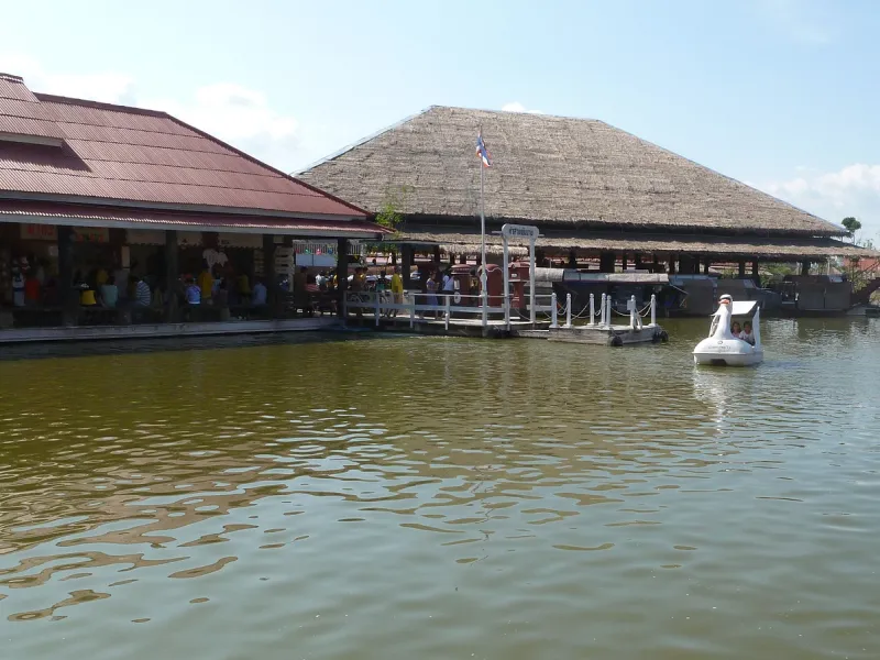 ตลาดน้ำหัวหินสามพันนาม ตลาดน้ำหัวหินสามพันนาม