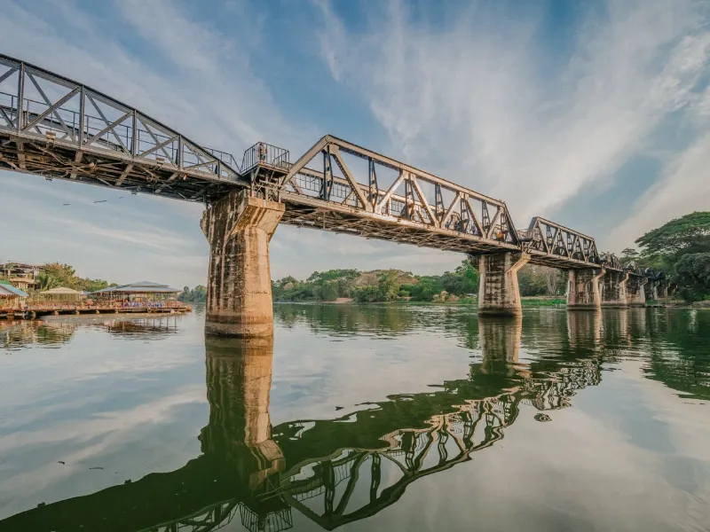 ที่เที่ยวกาญจนบุรี สะพานข้ามแม่น้ำแคว