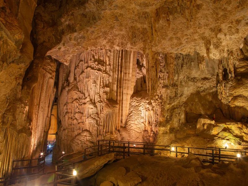 ถ้ำพระนางใน