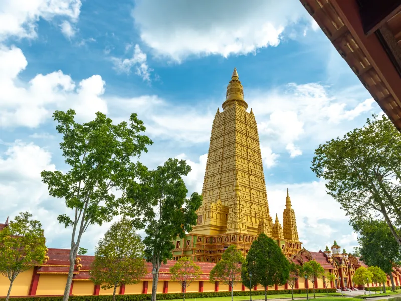 วัดบางโทง หรือ วัดมหาธาตุวชิรมงคล