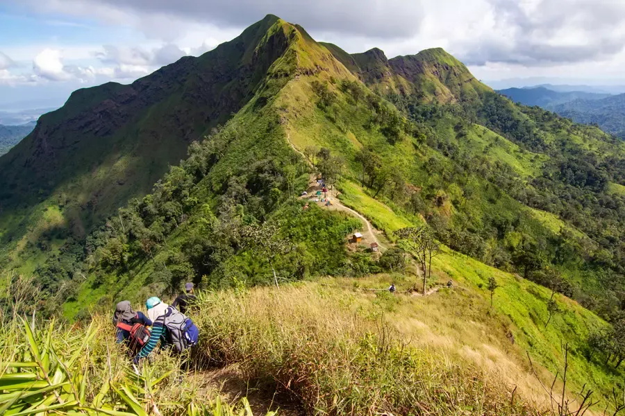 ที่เที่ยวบ้านอีต่อง เหมืองปิล็อก สัมผัสชุมชนแห่งสายหมอก