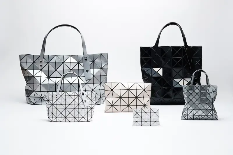 แบรนด์ Issey Miyake แบรนด์ Issey Miyake