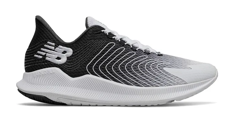 7 รองเท้าวิ่งสายชิล นุ่มสบายเท้า วิ่งได้เรื่อยๆ เหมาะสำหรับมือใหม่